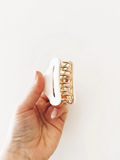 Retro Gold Claw