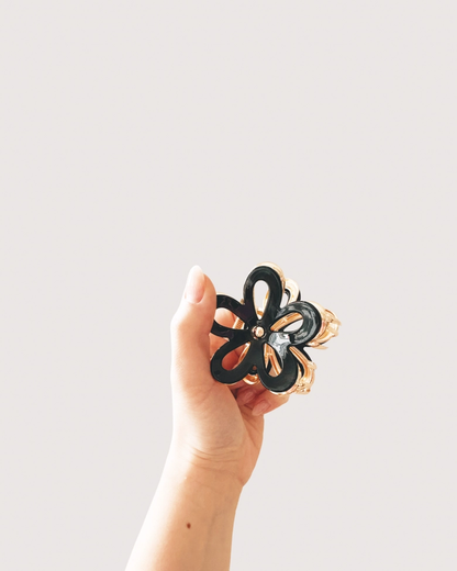 Gold Flower Claw